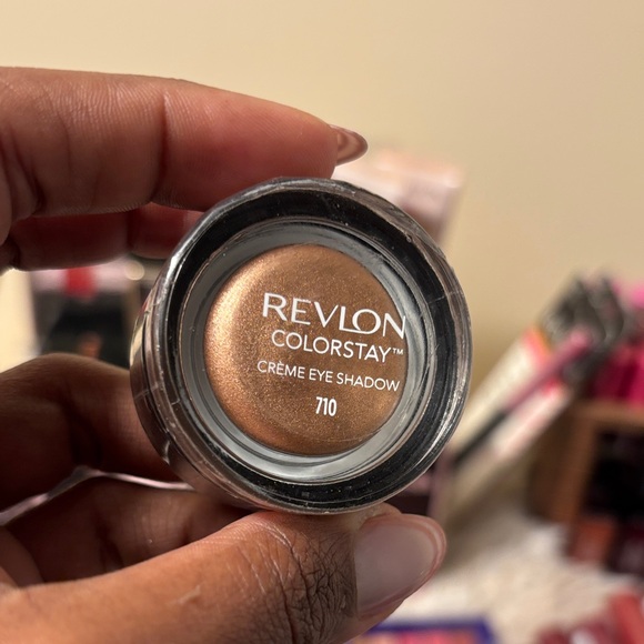 Revlon Other - 710 Revlon ColorStay Crème Eye Shadow - Bronze